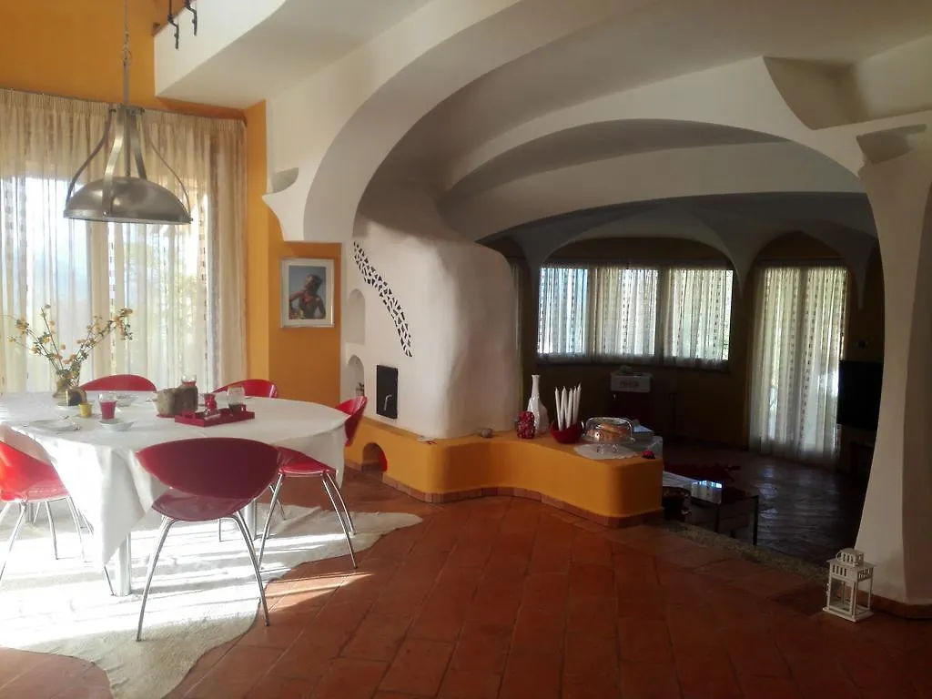 B&B Villa Claudia Ponte Tresa Bed & Breakfast